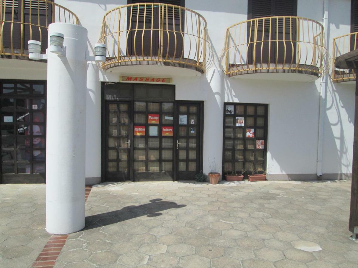 Mobile Home Pearl Of Murter Jezera Exterior foto