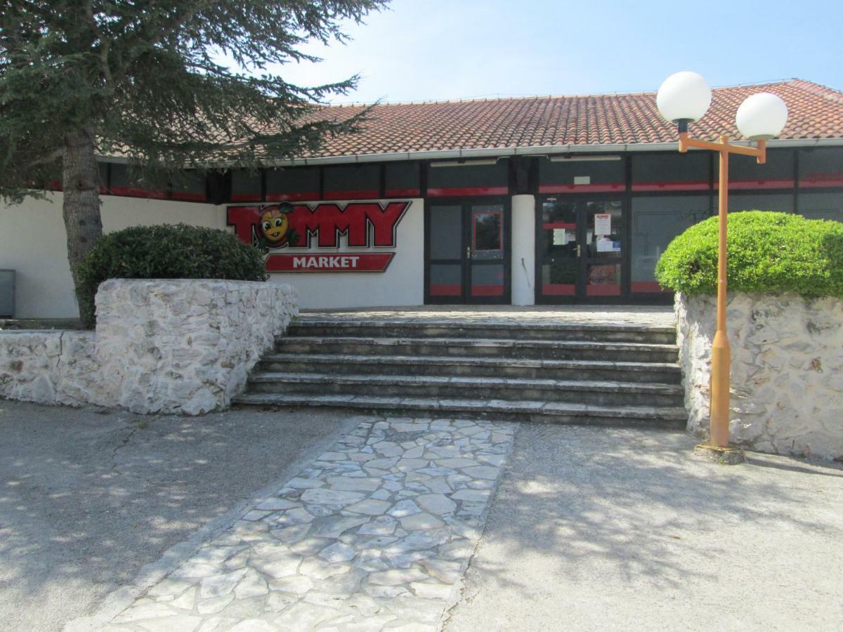 Mobile Home Pearl Of Murter Jezera Exterior foto